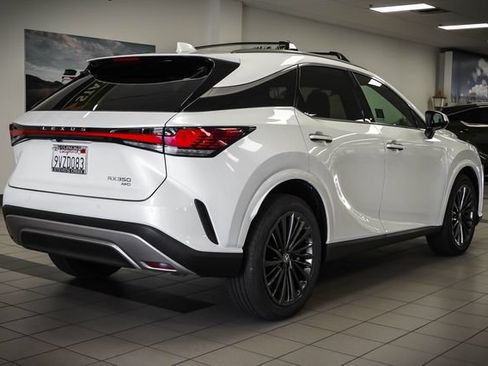 Used 2025 Lexus RX 350 Premium w/ Convenience Package AWD/4WD image 6