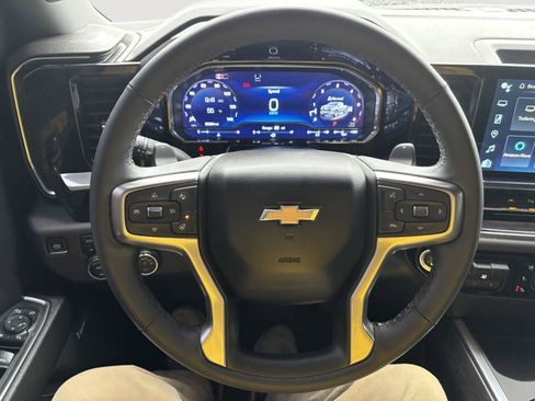 Used 2024 Chevrolet Silverado 1500 LTZ image 15