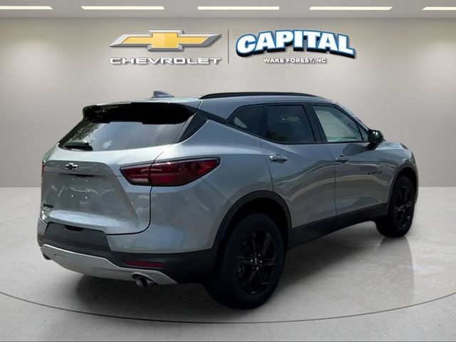 Used 2023 Chevrolet Blazer LT w/ Convenience Package FWD image 5