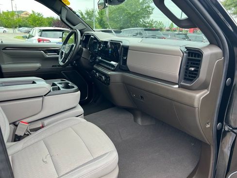 Used 2023 Chevrolet Silverado 1500 LT w/ Safety Package AWD/4WD image 24