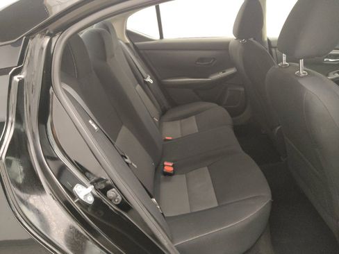 Used 2024 Nissan Sentra SV FWD image 19