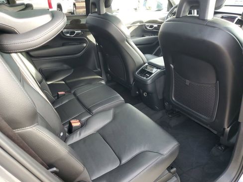 Used 2018 Volvo XC90 T6 Momentum w/ Convenience Package image 30