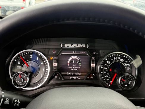 Used 2023 RAM 1500 Laramie AWD/4WD image 38