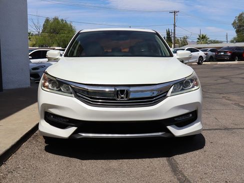 Used 2017 Honda Accord EX-L image 16