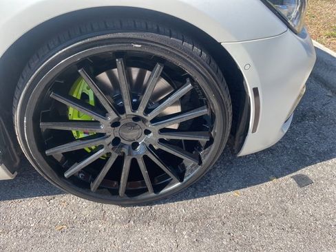 Used 2018 BMW 750i image 7