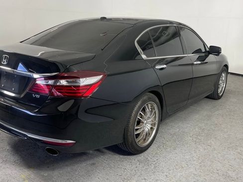Used 2016 Honda Accord EX-L image 3