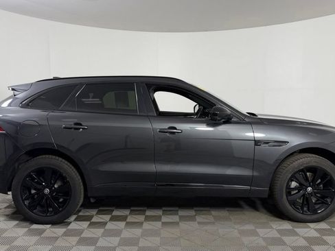 Used 2025 Jaguar F-PACE R-Dynamic S AWD/4WD image 8