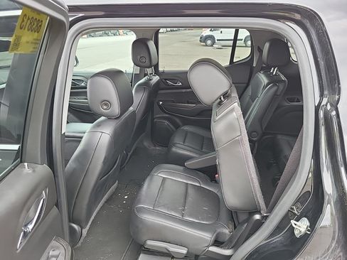 Used 2020 GMC Acadia SLT AWD/4WD image 11