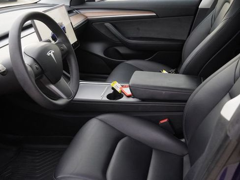 Used 2023 Tesla Model 3 Standard Range RWD image 17