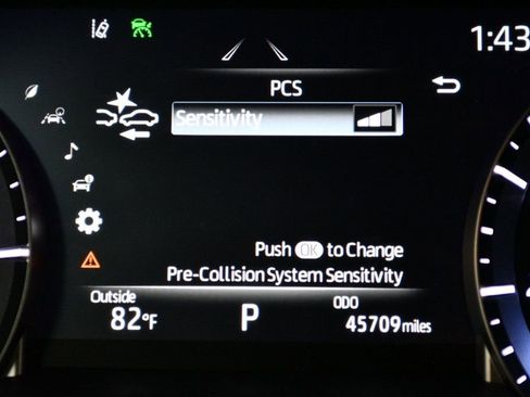 Used 2022 Toyota Highlander Limited image 51