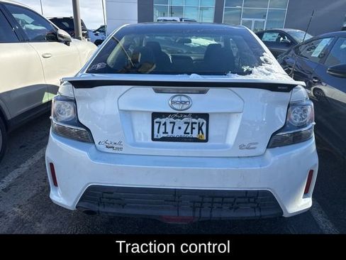Used 2015 Scion tC image 4