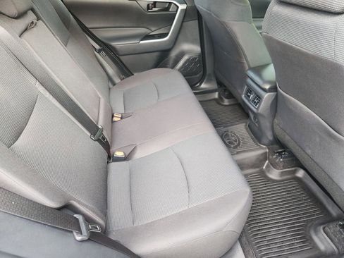 Used 2025 Toyota RAV4 LE image 33