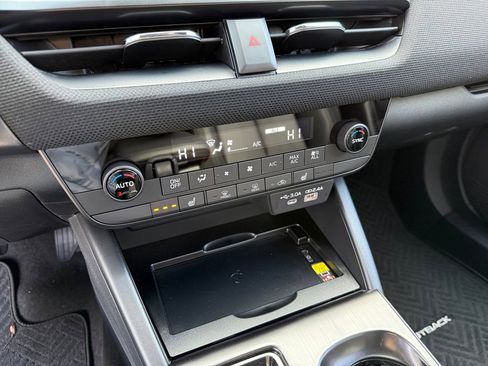 New 2026 Subaru Outback Limited AWD/4WD image 19