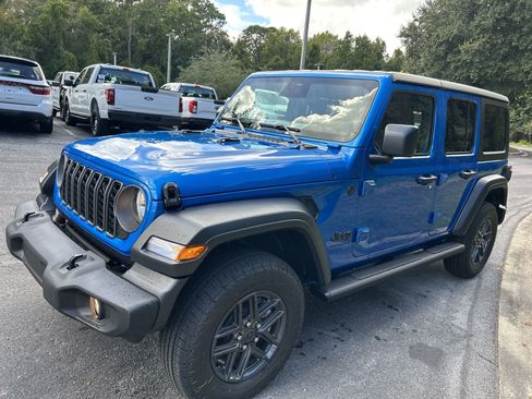 New 2025 Jeep Wrangler Sport S image 4