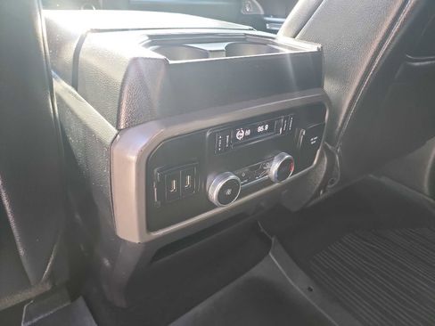 Used 2019 Ford Expedition Max XLT w/ Equipment Group 202A image 29