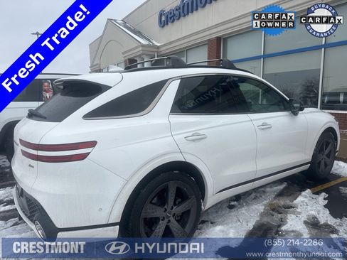 Used 2022 Genesis GV70 2.5T w/ Sport Prestige Package image 11