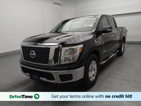 Used 2017 Nissan Titan SV image 1
