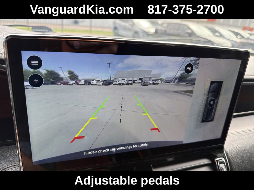 Used 2022 Lincoln Navigator 4WD image 28