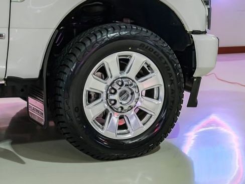 Used 2021 Ford F350 Platinum image 42