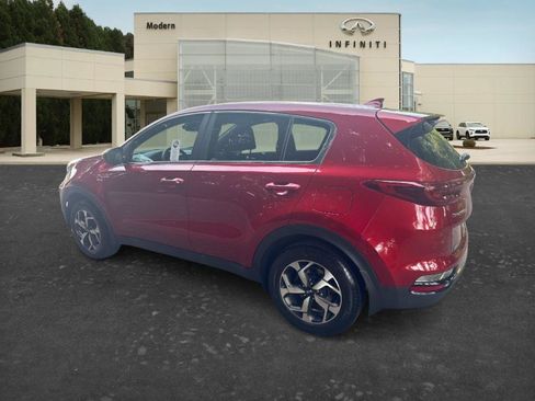 Used 2022 Kia Sportage LX AWD/4WD image 6