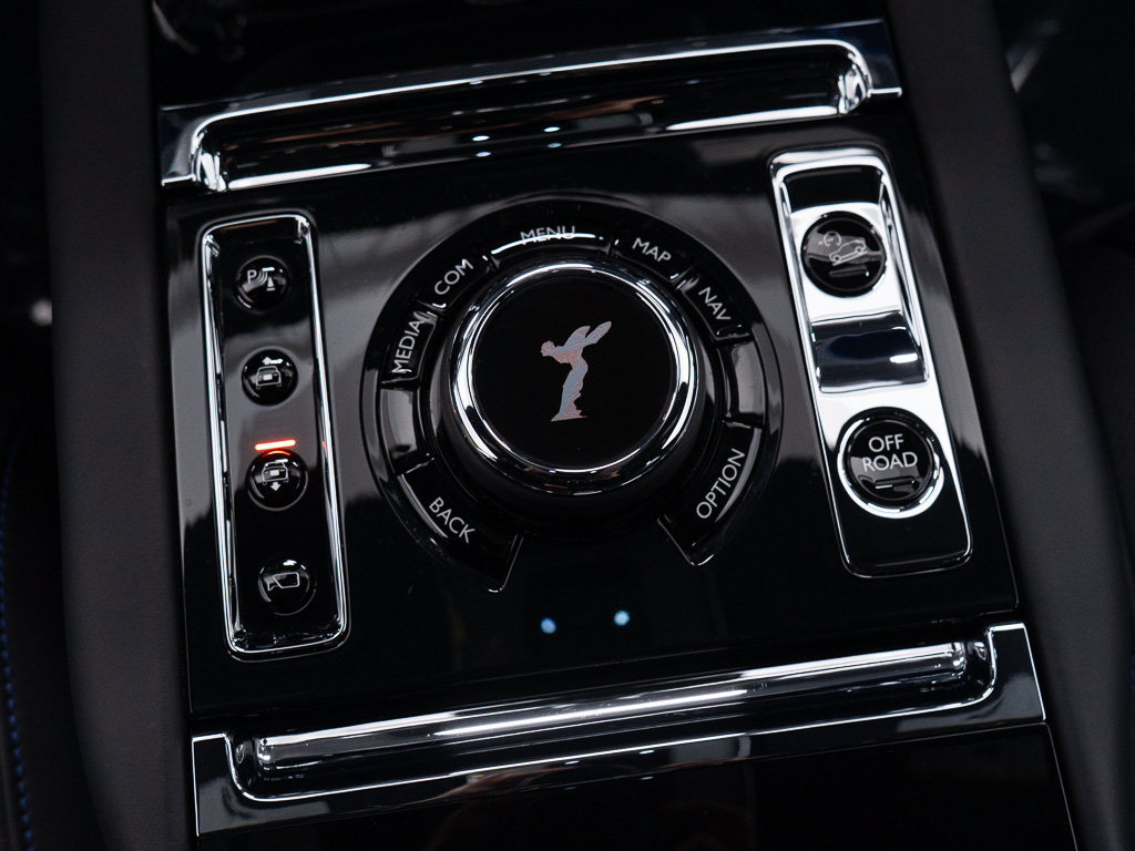 Certified 2022 Rolls-Royce Cullinan w/ Technology Package AWD/4WD image 41
