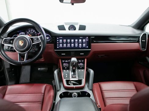 Certified 2022 Porsche Cayenne image 13