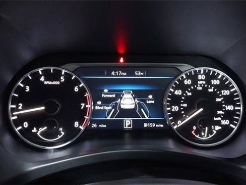 Used 2025 Nissan Sentra SR FWD image 22