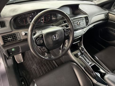 Used 2016 Honda Accord Sport image 4