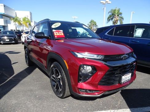 Used 2023 Chevrolet TrailBlazer RS w/ Convenience Package FWD image 5