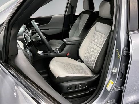 Used 2023 Chevrolet Equinox LT w/ Driver Convenience Package AWD/4WD image 19