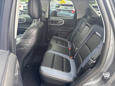 Used 2025 Ford Bronco Sport Outer Banks w/ Outer Banks Tech Package+ AWD/4WD image 17