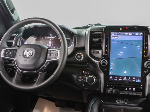 Used 2025 RAM 1500 Big Horn AWD/4WD image 19
