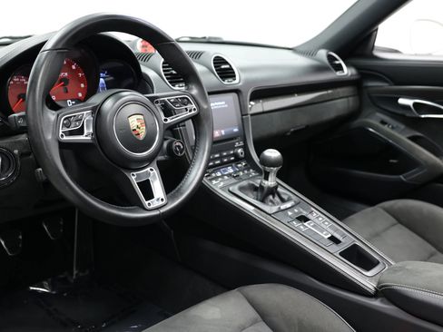 Used 2021 Porsche 718 Boxster GTS image 36