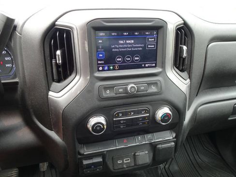 Used 2022 GMC Sierra 2500 Pro w/ Convenience Package AWD/4WD image 19