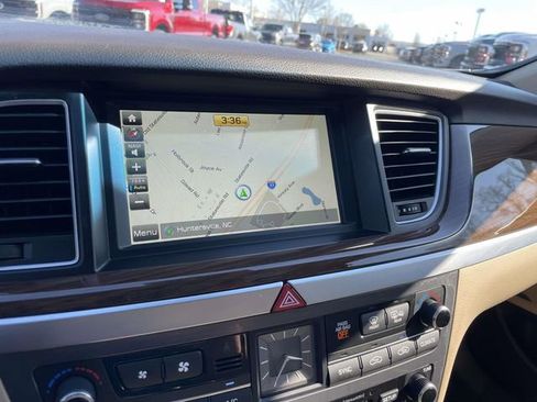 Used 2016 Hyundai Genesis 3.8 w/ Option Group 02 image 8