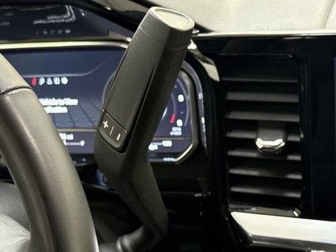 Used 2024 GMC Sierra 1500 SLT image 25