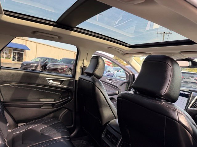 Used 2024 Ford Edge Titanium w/ Equipment Group 301A AWD/4WD image 44