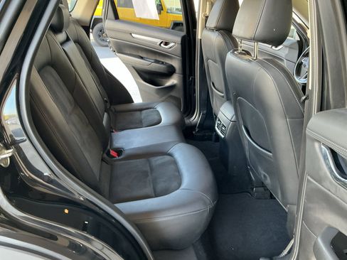 Used 2019 MAZDA CX-5 Touring image 16