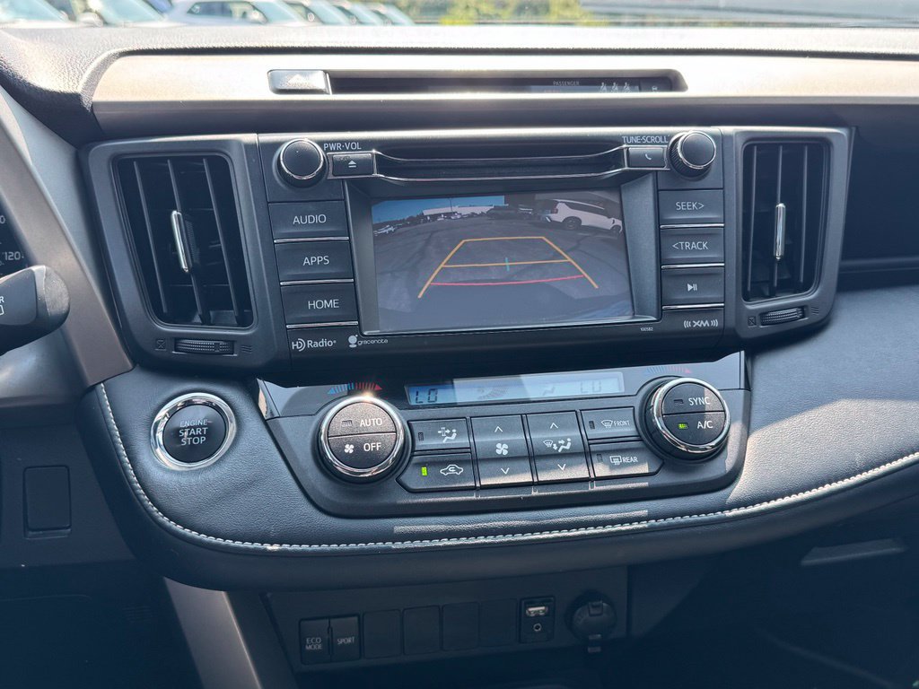 Used 2018 Toyota RAV4 XLE w/ Plus Extra Value Package AWD/4WD image 40