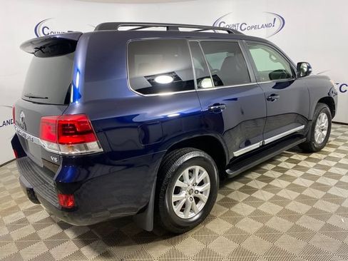 Certified 2019 Toyota Land Cruiser AWD/4WD image 8