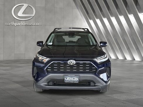 Used 2023 Toyota RAV4 XLE w/ Convenience Package FWD image 7