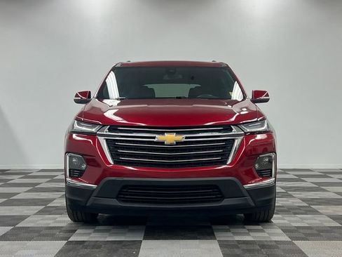 Used 2022 Chevrolet Traverse LT image 5