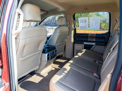 Used 2017 Ford F150 Lariat image 18