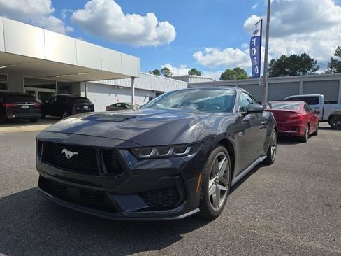 Used 2024 Ford Mustang GT RWD image 1