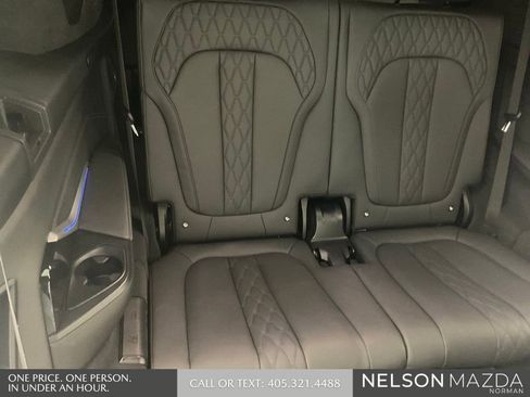 Used 2022 BMW X7 M50i w/ Luxury Seating Package AWD/4WD image 35