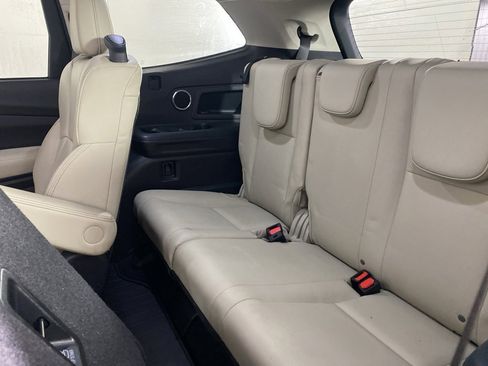 Used 2021 Subaru Ascent Limited w/ Technology Package image 18