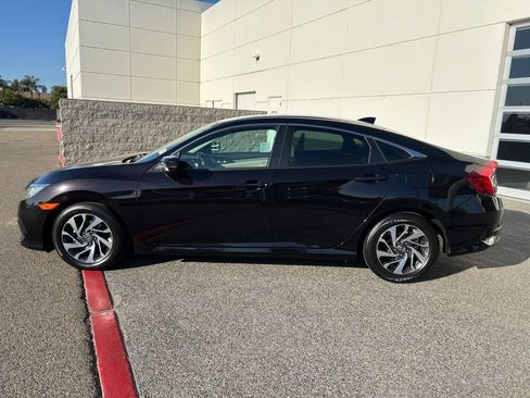 Used 2018 Honda Civic EX image 8