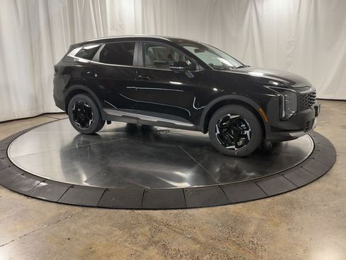 New 2026 Kia Sportage EX image 3