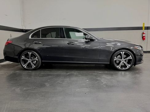 Used 2024 Mercedes-Benz C 300 4MATIC Sedan image 5