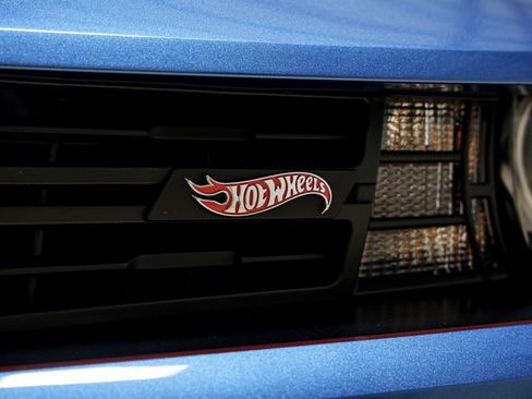 Used 2013 Chevrolet Camaro SS w/ Hot Wheels Special Edition RWD image 23
